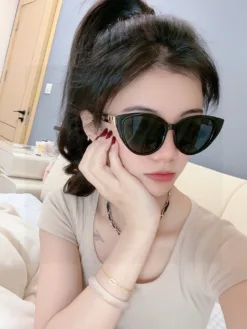 Alternative view of LV Glasses & Sunglasses F020260504062449