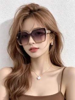 LV Glasses & Sunglasses F020260504158149