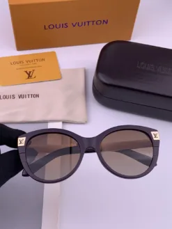 Alternative view of LV Glasses & Sunglasses F020260504159149