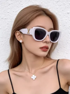 Alternative view of LV Glasses & Sunglasses F020260504159249