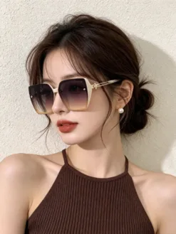 LV Glasses & Sunglasses F020260504160049