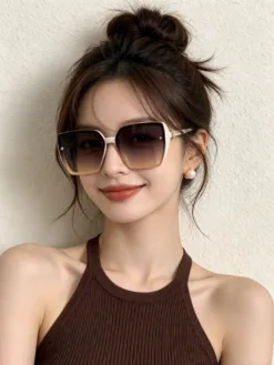 Alternative view of LV Glasses & Sunglasses F020260504160049