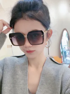 LV Glasses & Sunglasses F020260504324449