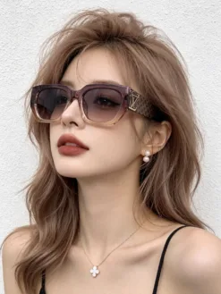 LV Glasses & Sunglasses F020260504402849