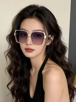 LV Glasses & Sunglasses F020260504900749