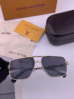 Alternative view of LV Glasses & Sunglasses F520260504112949