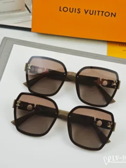 Alternative view of LV Glasses & Sunglasses F520260504162149
