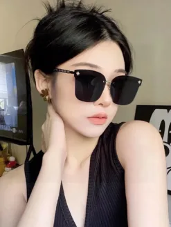 Alternative view of LV Glasses & Sunglasses F520260504203549