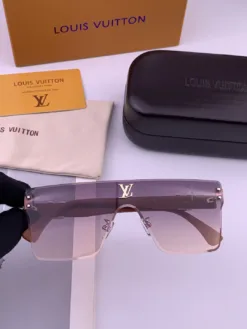Alternative view of LV Glasses & Sunglasses F520260504250949