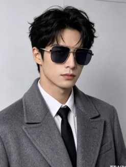 Alternative view of LV Glasses & Sunglasses F520260504251449