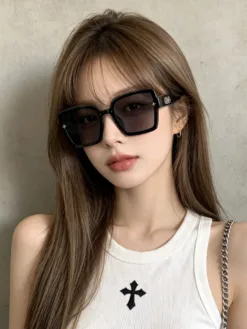 LV Glasses & Sunglasses F520260504251549