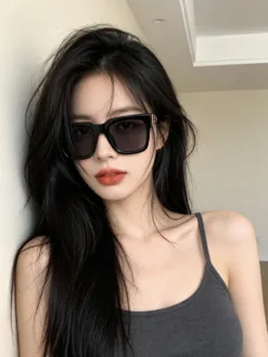 LV Glasses & Sunglasses F520260504251749
