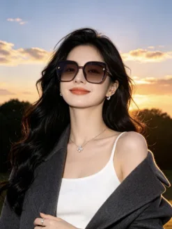 Alternative view of LV Glasses & Sunglasses F520260504293749