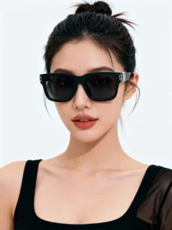 Alternative view of LV Glasses & Sunglasses F520260504328949