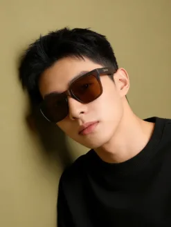 Alternative view of LV Glasses & Sunglasses F520260504804649