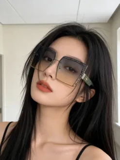 LV Glasses & Sunglasses F520260504900549