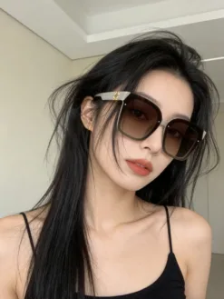 LV Glasses & Sunglasses F520260504900649