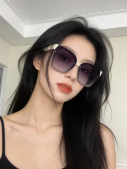 Alternative view of LV Glasses & Sunglasses F520260504900649