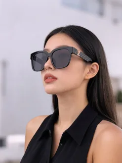 LV Glasses & Sunglasses G0202605041039159