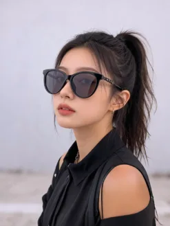 LV Glasses & Sunglasses G0202605041039259