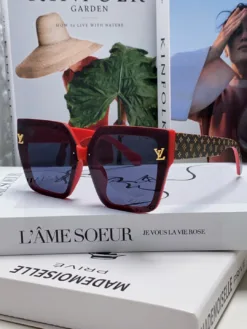LV Glasses & Sunglasses G020260504104159