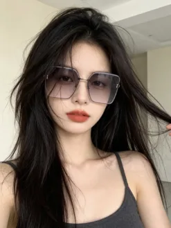Alternative view of LV Glasses & Sunglasses G020260504117559