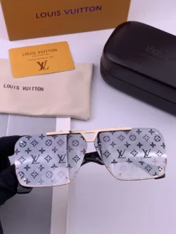 Alternative view of LV Glasses & Sunglasses G020260504117659