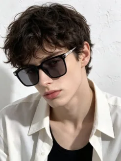 Alternative view of LV Glasses & Sunglasses G020260504286659