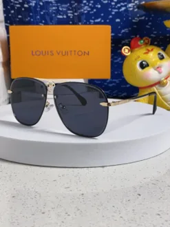 LV Glasses & Sunglasses G020260504357459