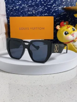 LV Glasses & Sunglasses G020260504360459