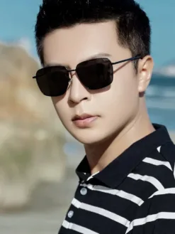 Alternative view of LV Glasses & Sunglasses G020260504368359