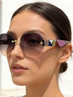 LV Glasses & Sunglasses G520260504152559