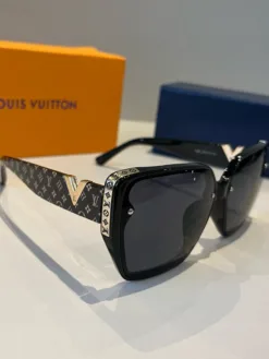 LV Glasses & Sunglasses G520260504201659