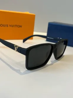 LV Glasses & Sunglasses G520260504245459