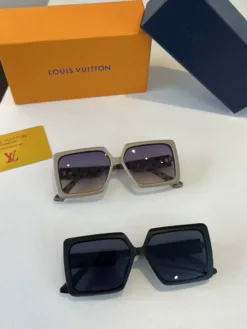 Alternative view of LV Glasses & Sunglasses G520260504364059