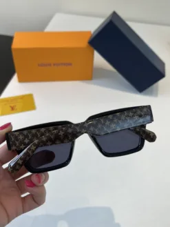Alternative view of LV Glasses & Sunglasses G520260504364359