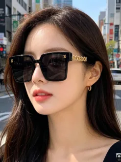 Alternative view of LV Glasses & Sunglasses G520260504410659