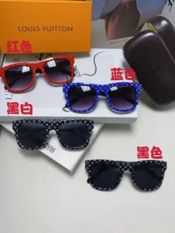Alternative view of LV Glasses & Sunglasses G520260504730159