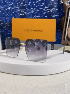 LV Glasses & Sunglasses H020260504052259