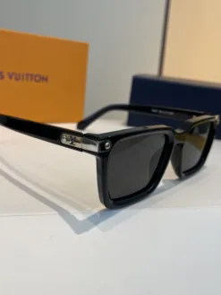 LV Glasses & Sunglasses H020260504247559