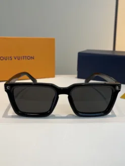 Alternative view of LV Glasses & Sunglasses H020260504247559