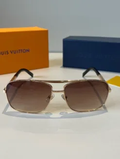 Alternative view of LV Glasses & Sunglasses H020260504363559
