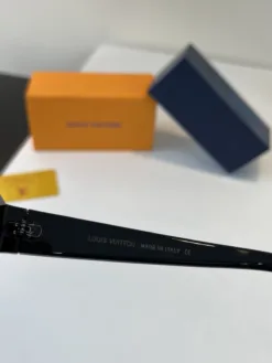 Alternative view of LV Glasses & Sunglasses H020260504364259