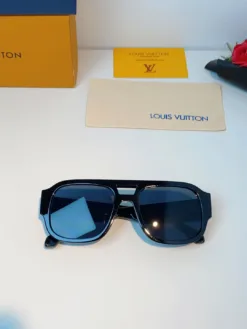 Alternative view of LV Glasses & Sunglasses H020260504458059