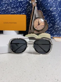 Alternative view of LV Glasses & Sunglasses H020260504624259