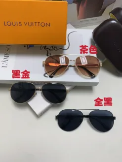 Alternative view of LV Glasses & Sunglasses H020260504729859