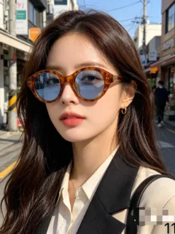 Alternative view of LV Glasses & Sunglasses H520260504297259