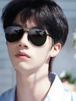 LV Glasses & Sunglasses I520260504065859