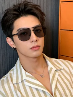 LV Glasses & Sunglasses I520260504326059