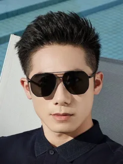 Alternative view of LV Glasses & Sunglasses I520260504403759